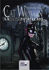 CAT WOMAN Y LA NOCHE ESTRELLADA