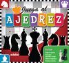 JUEGA AL AJEDREZ