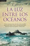 LA LUZ ENTRE LOS OCÉANOS